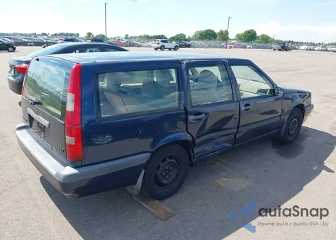 1996 Volvo 850 Glt z USA, uszkodzony, nr VIN YV1LW5549T2227310